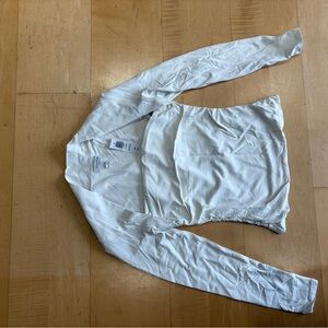 Contour White top medium NWT